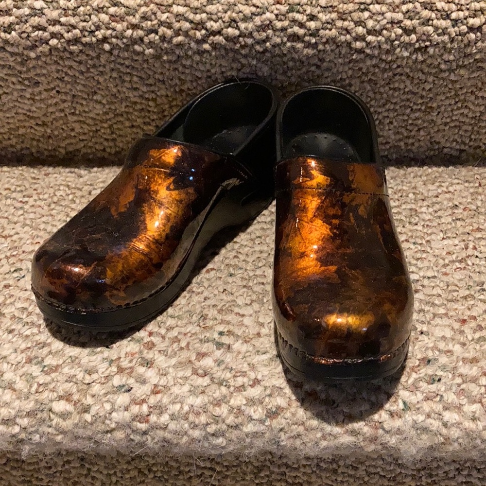 Dansko clog